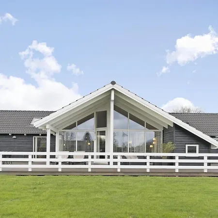 Hansa - 900m From The Sea By Interhome *